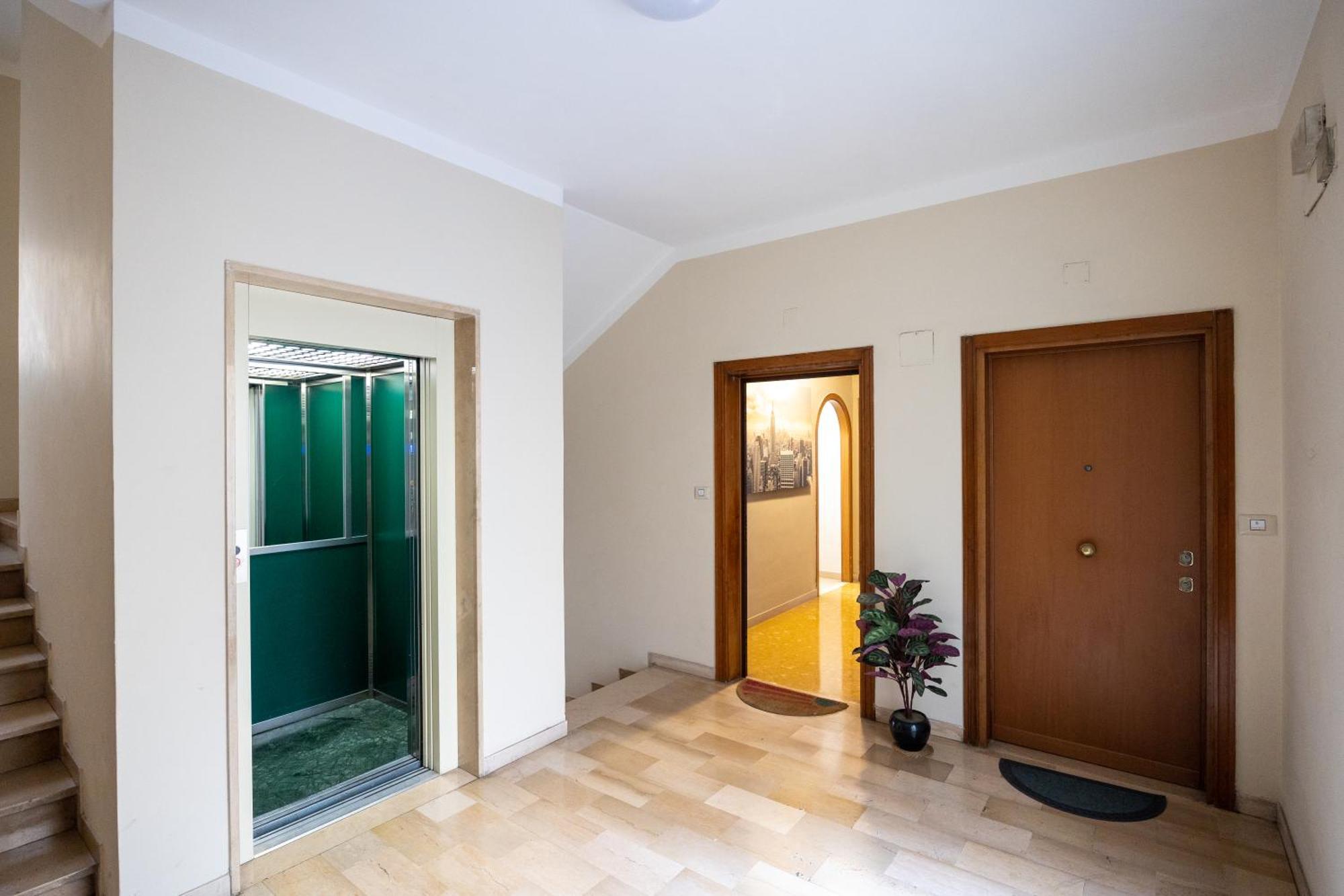 Big Apartment Rome Air Conditioning Wifi Netflix 90 Mq Roma Exterior foto